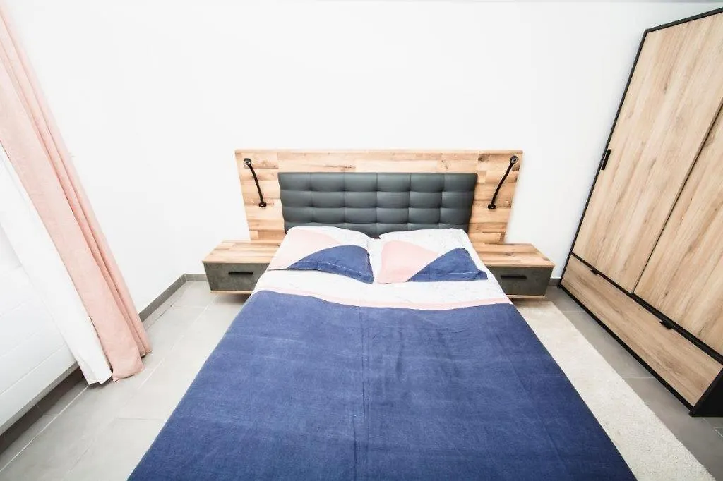 Paris City Flat 71 M Carre Appt 101 F3 Grd Paris 阿尔福维尔